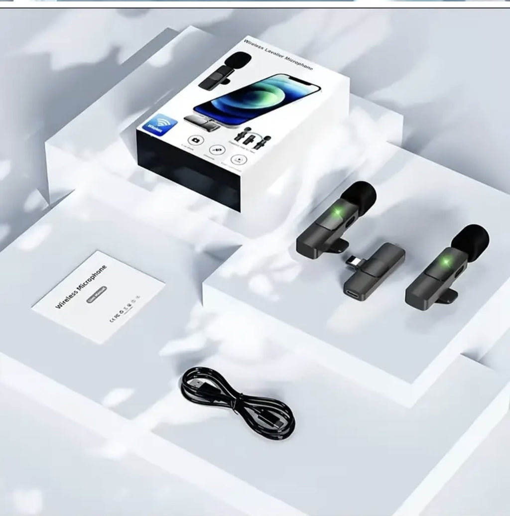Wireless Lavalier Microphone Set